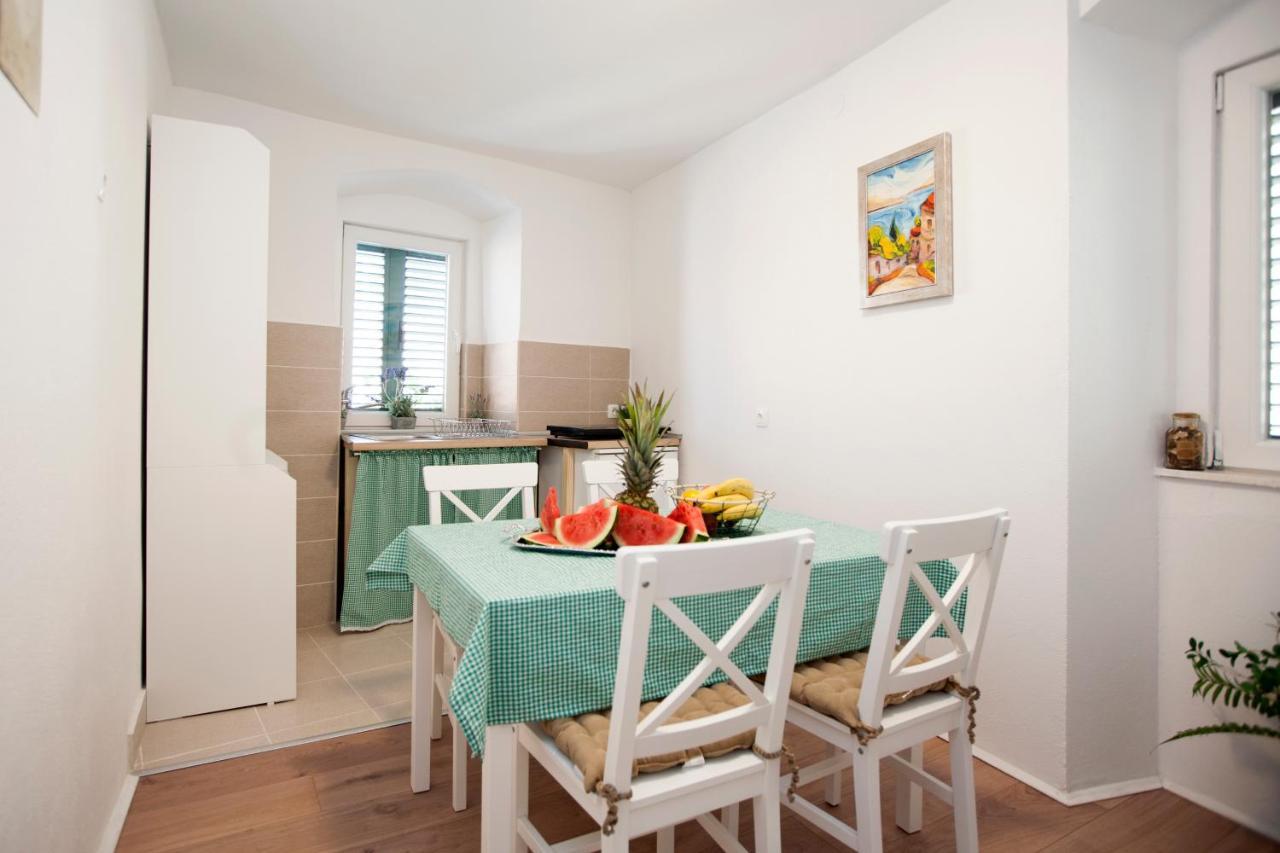 Apartment Slavuj Central Square スプリト エクステリア 写真