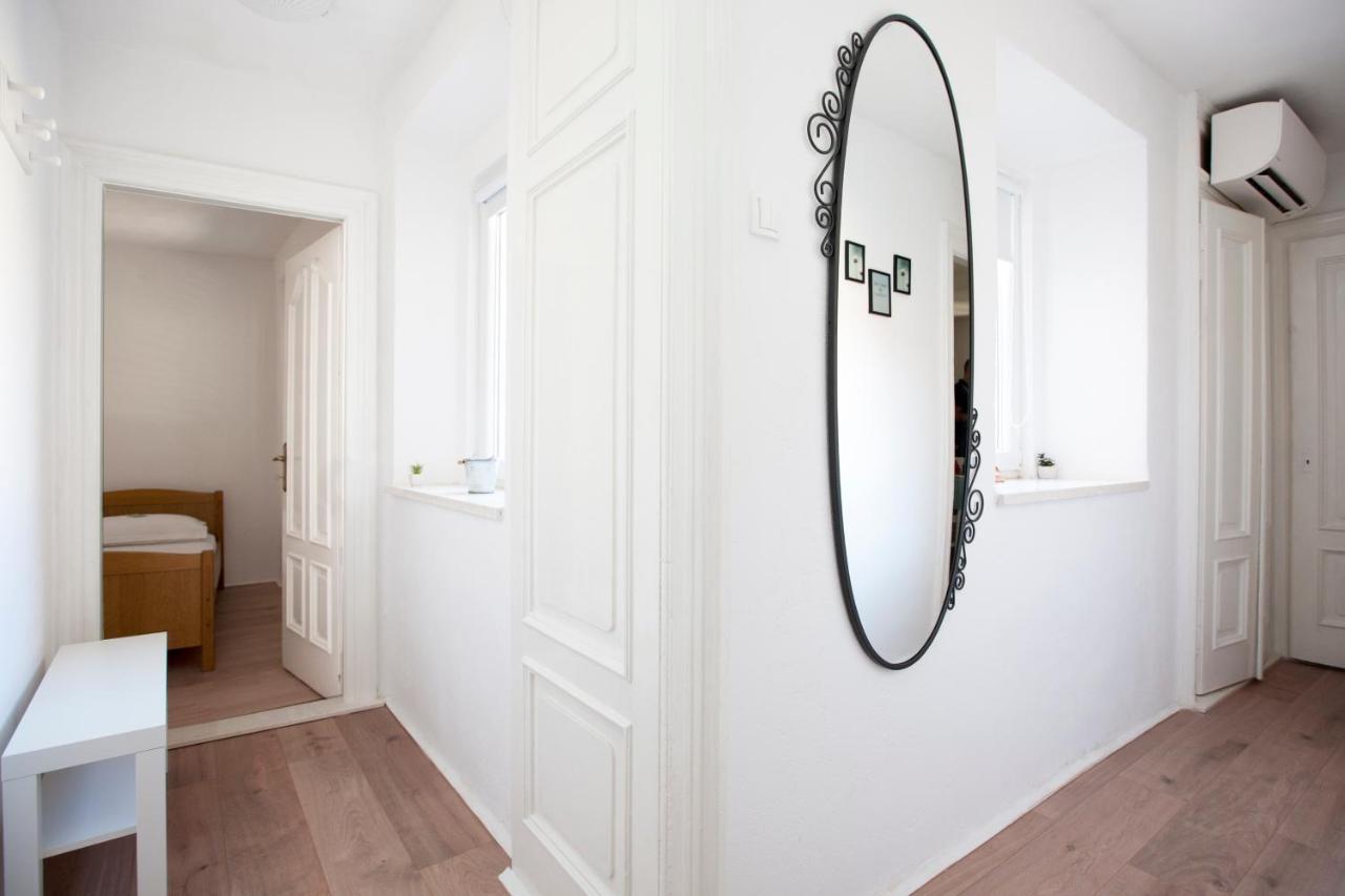 Apartment Slavuj Central Square スプリト エクステリア 写真